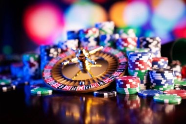 bom jitu platform showing sports betting, live casino, and slot games categories